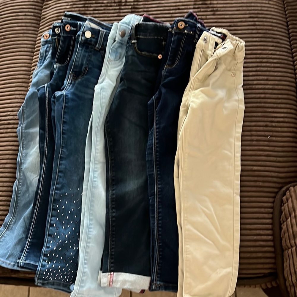 7 pairs of girl (5T) pants